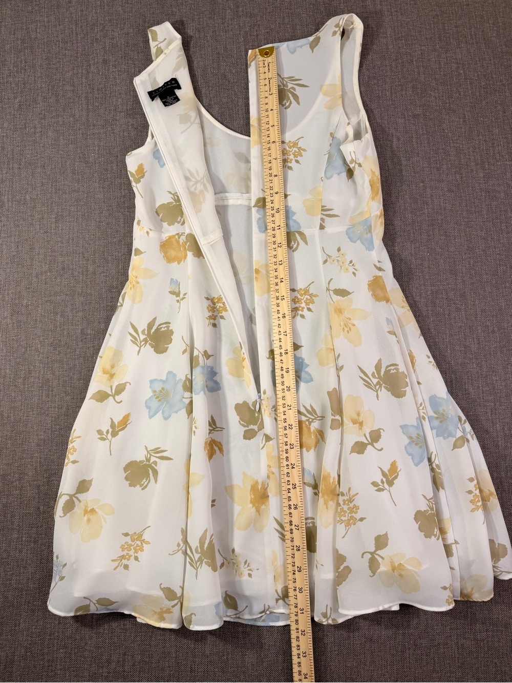 Sleeveless White Mini Dress with Yellow & Blue Floral Print - Picture 5 of 10